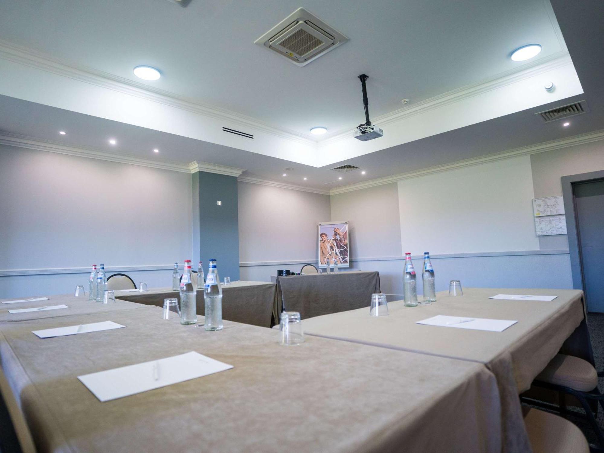 Mercure Luxembourg Kikuoka Golf & Spa Canach Exterior foto